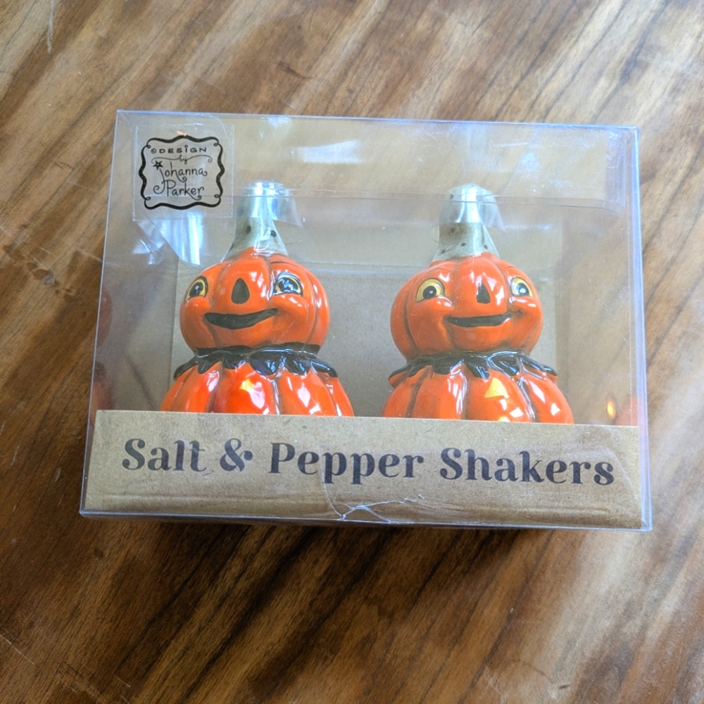 Johanna Parker Pumpkin Salt & Pepper Shakers - Orange
